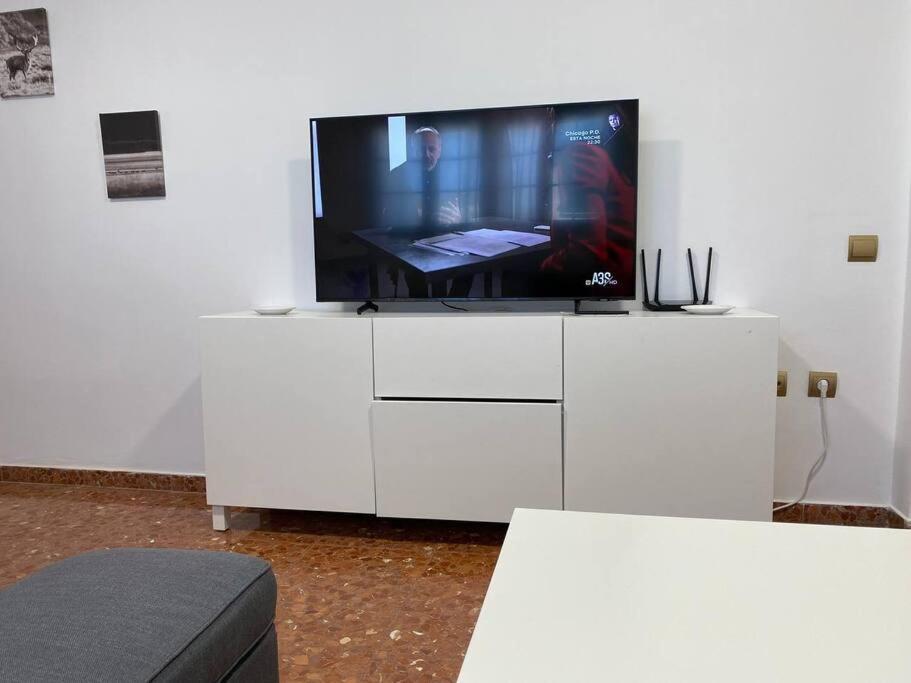 Piso Grande De 120 M2, A 15' De La Playa En Coche Apartment Huelva Luaran gambar